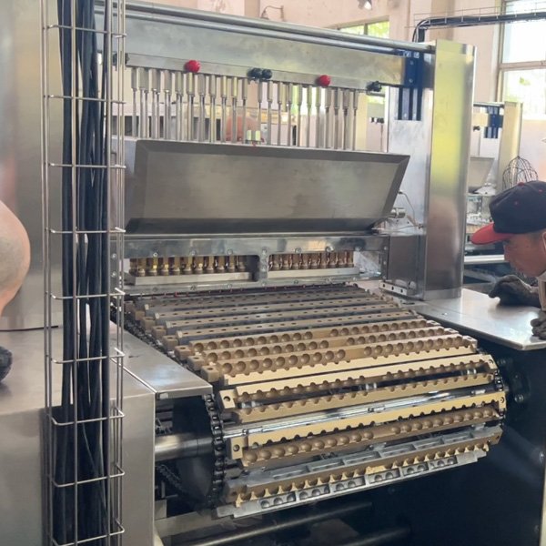 150kg/h Lollipop making machine